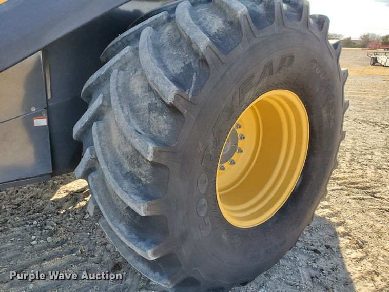 image for item DF4610 2011 Claas Lexion 740  combine