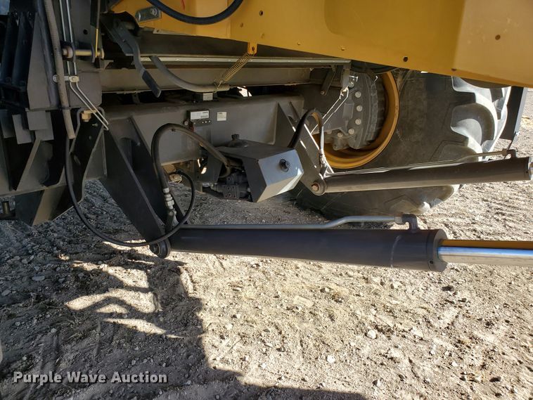 image for item DF4610 2011 Claas Lexion 740  combine