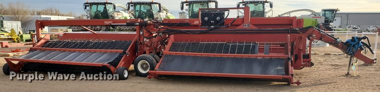 image for item DF4614 2005 H&S TWM12 hay merger