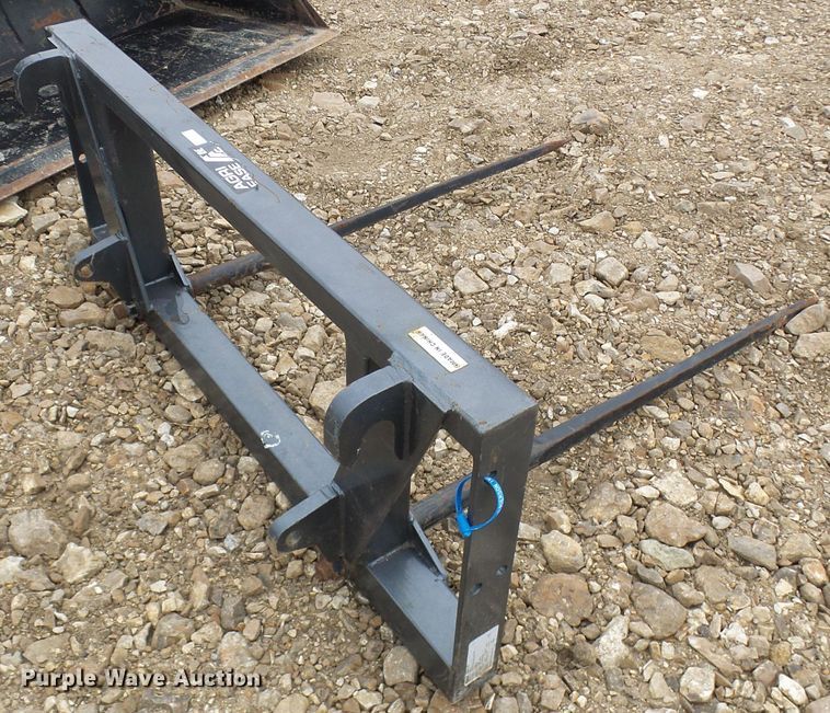 image for item DG2129 2011 New Holland T6050  MFWD tractor