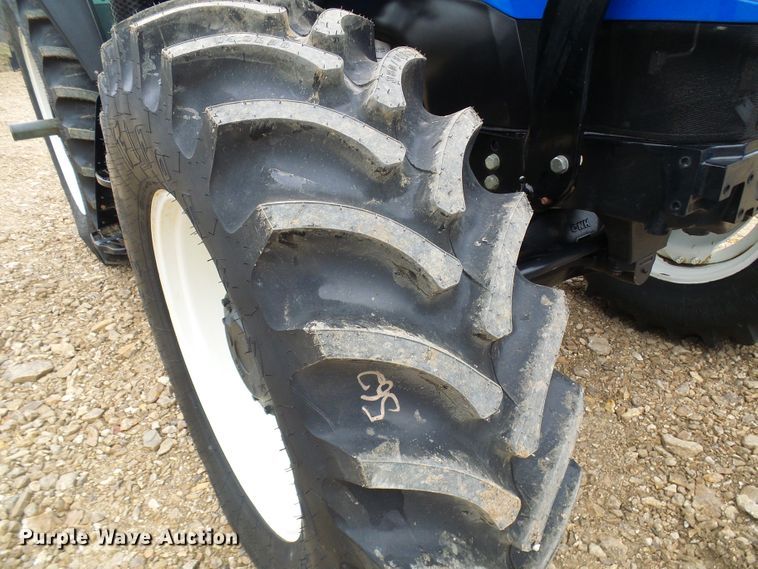 image for item DG2129 2011 New Holland T6050  MFWD tractor