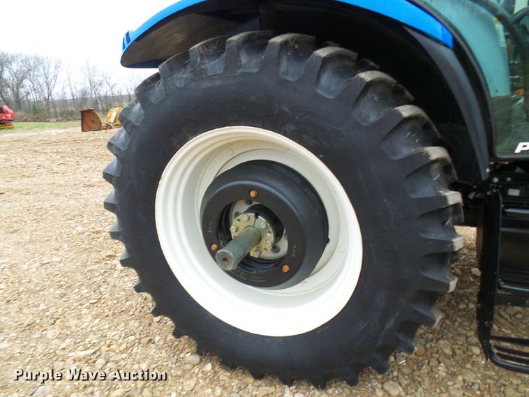 image for item DG2129 2011 New Holland T6050  MFWD tractor