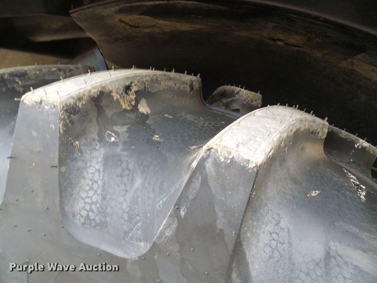 image for item DG2129 2011 New Holland T6050  MFWD tractor