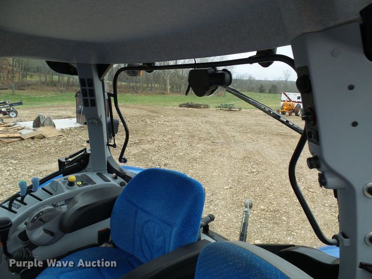 image for item DG2129 2011 New Holland T6050  MFWD tractor