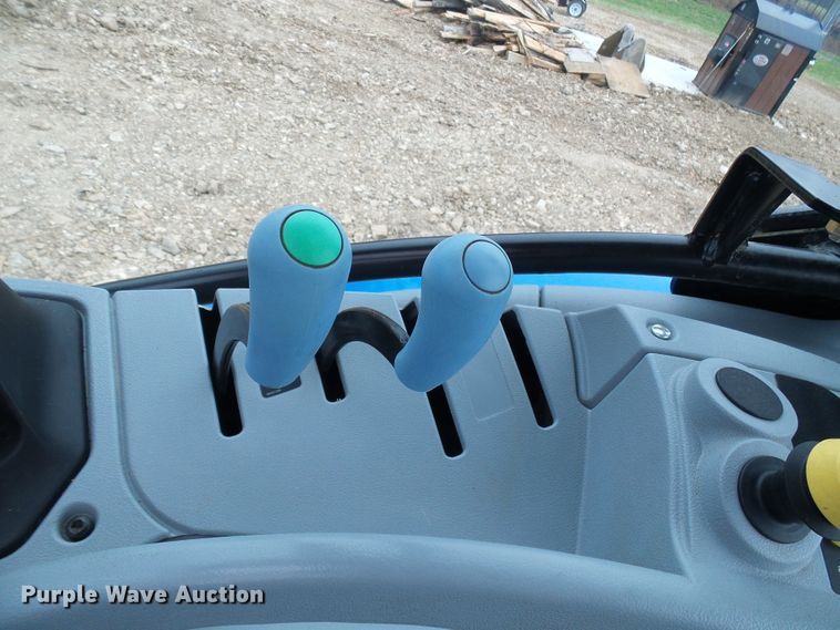 image for item DG2129 2011 New Holland T6050  MFWD tractor