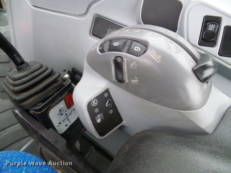 image for item DG2129 2011 New Holland T6050  MFWD tractor