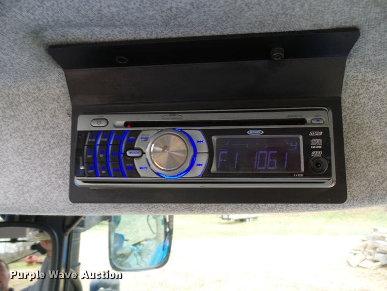 image for item DG2129 2011 New Holland T6050  MFWD tractor