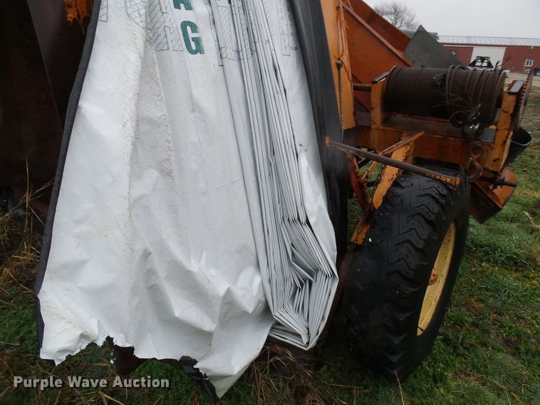 image for item DG2135 Kelly-Ryan Big Bagger 2W88 silage bagger