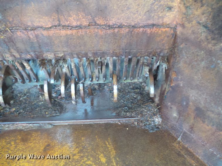 image for item DG2135 Kelly-Ryan Big Bagger 2W88 silage bagger