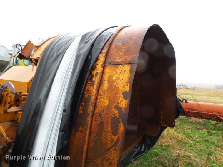 image for item DG2135 Kelly-Ryan Big Bagger 2W88 silage bagger