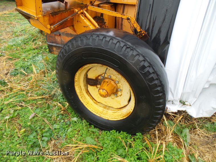 image for item DG2135 Kelly-Ryan Big Bagger 2W88 silage bagger