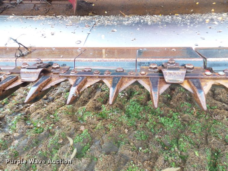 image for item DG2136 Case IH 2020 35 N76 BK flex head