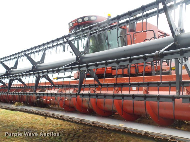 image for item DG2136 Case IH 2020 35 N76 BK flex head