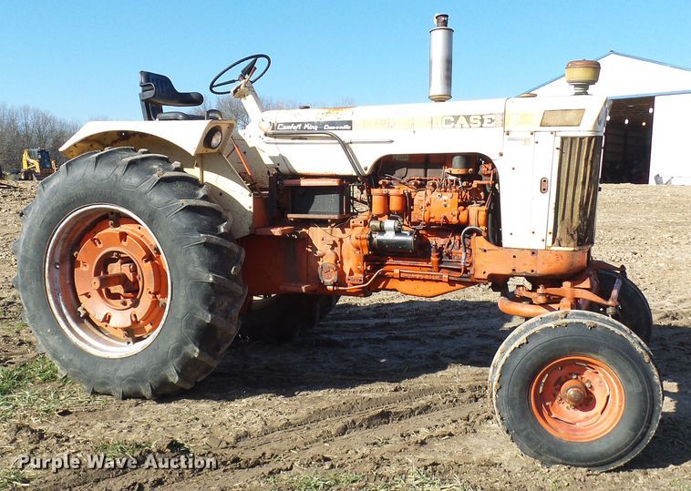 image for item DG2149 Case 831C  tractor