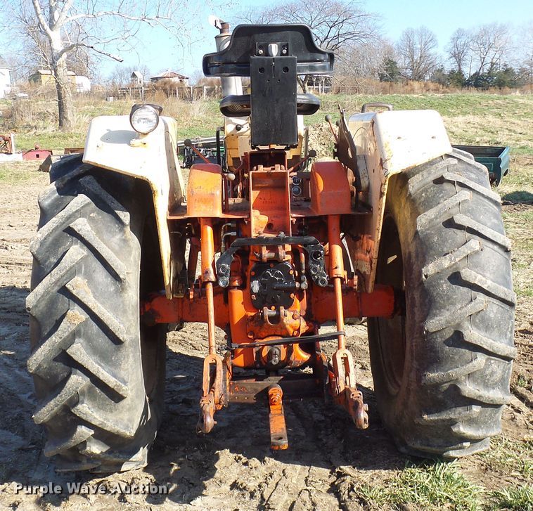 image for item DG2149 Case 831C  tractor