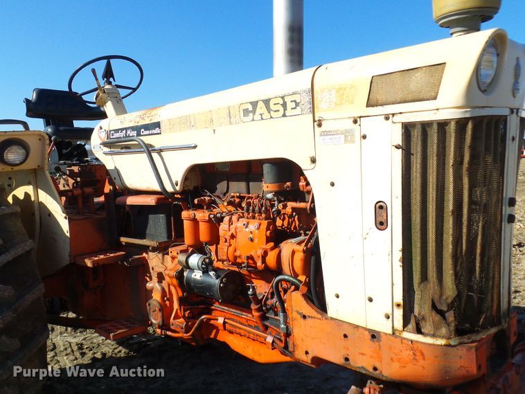 image for item DG2149 Case 831C  tractor
