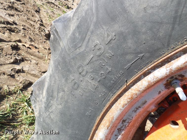 image for item DG2149 Case 831C  tractor