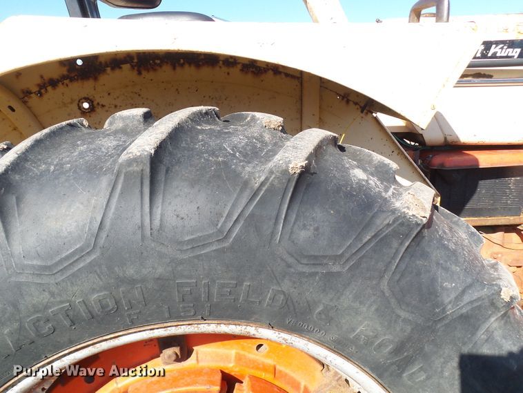 image for item DG2149 Case 831C  tractor