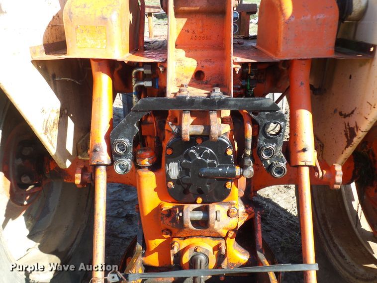 image for item DG2149 Case 831C  tractor