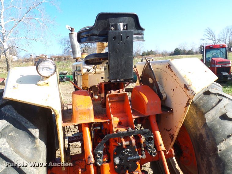 image for item DG2149 Case 831C  tractor