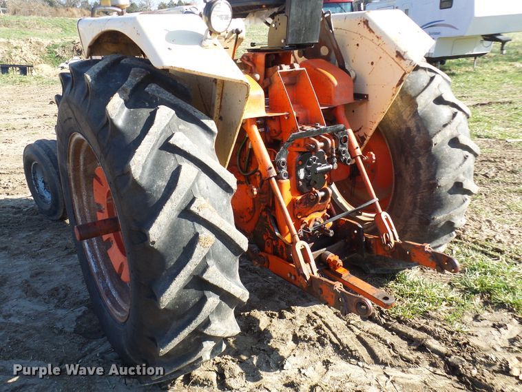 image for item DG2149 Case 831C  tractor
