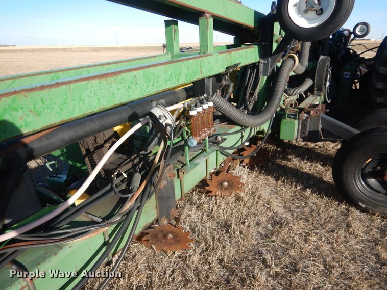 image for item DG4660 John Deere 7300  no-till planter