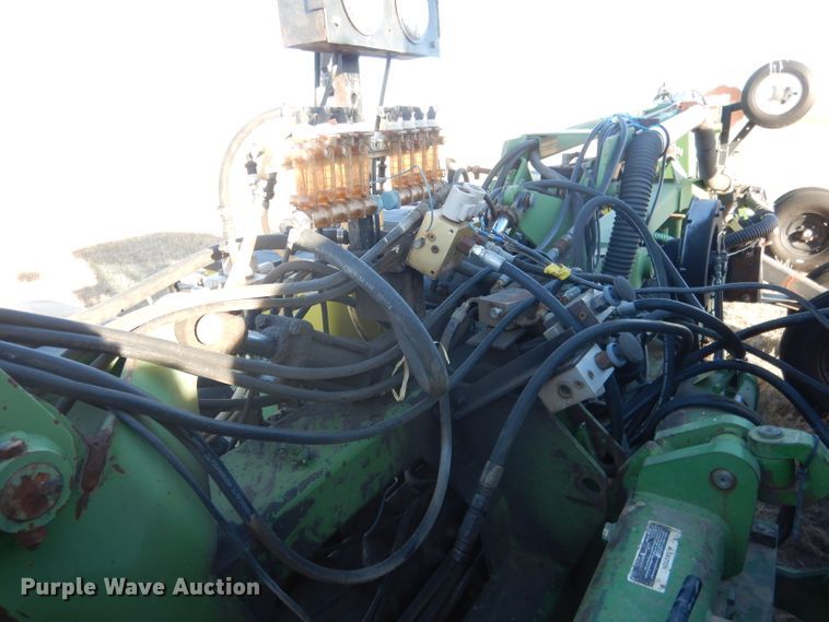 image for item DG4660 John Deere 7300  no-till planter