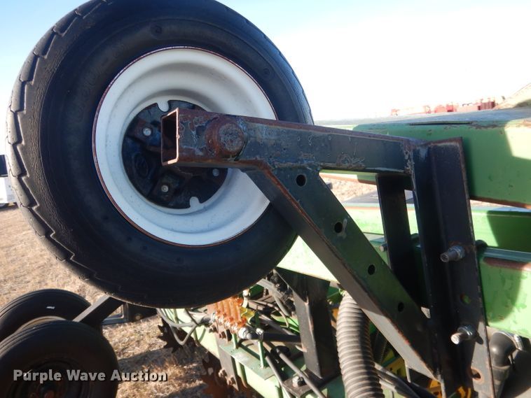 image for item DG4660 John Deere 7300  no-till planter