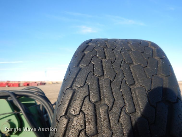 image for item DG4660 John Deere 7300  no-till planter