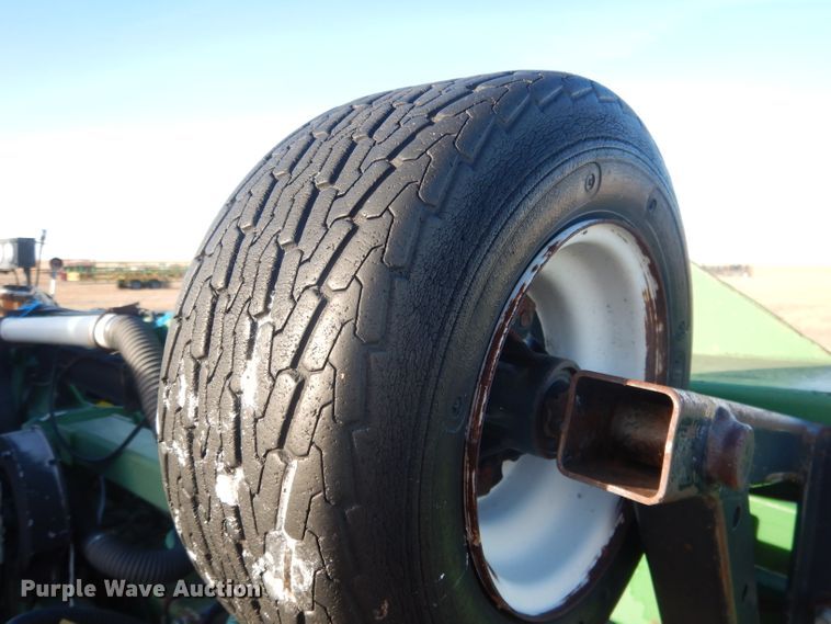 image for item DG4660 John Deere 7300  no-till planter