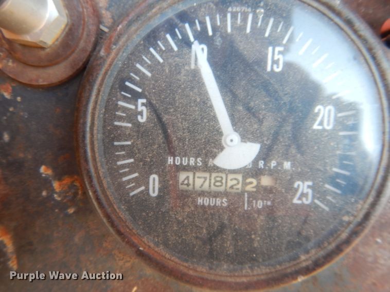 image for item DG4667 Farmland F903 bale processor