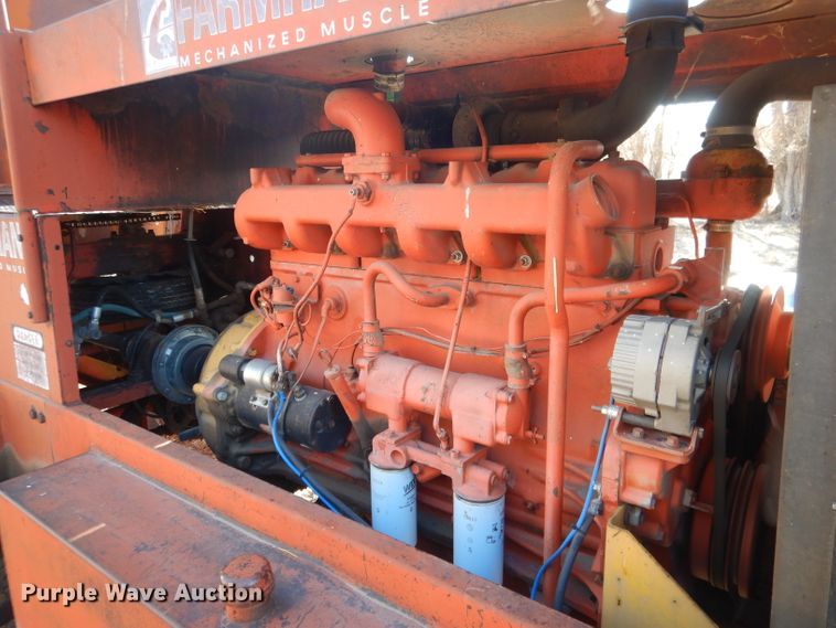 image for item DG4667 Farmland F903 bale processor