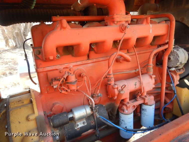 image for item DG4667 Farmland F903 bale processor