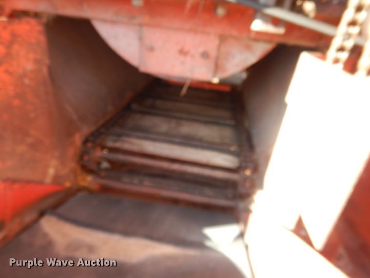 image for item DG4667 Farmland F903 bale processor