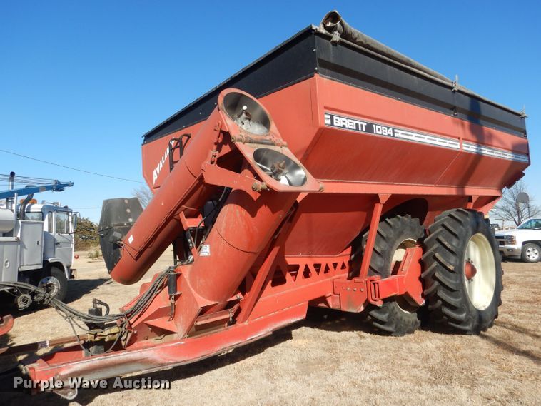 image for item DG4669 Brent 1084  grain cart