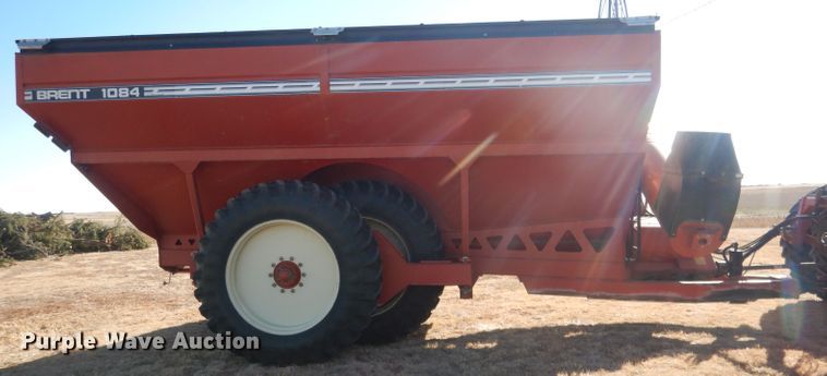 image for item DG4669 Brent 1084  grain cart