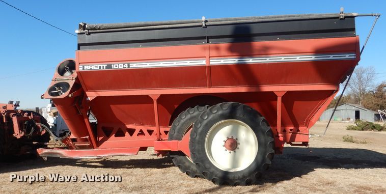 image for item DG4669 Brent 1084  grain cart
