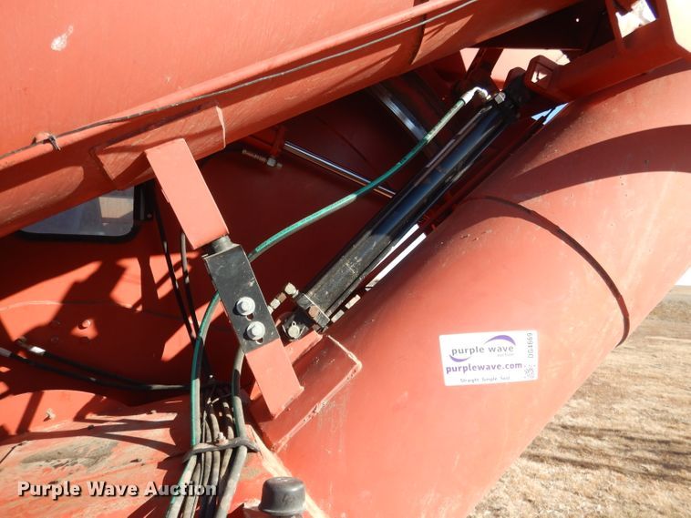 image for item DG4669 Brent 1084  grain cart