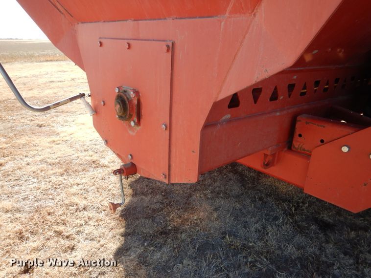 image for item DG4669 Brent 1084  grain cart