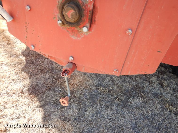 image for item DG4669 Brent 1084  grain cart