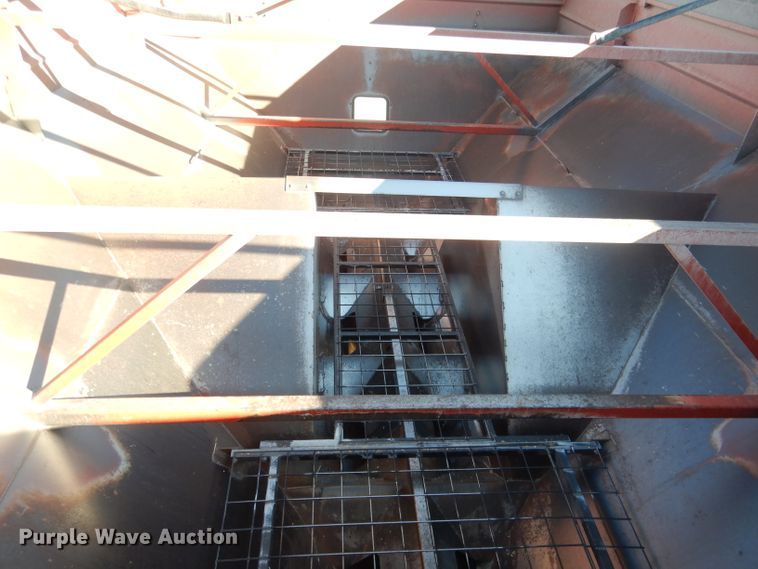 image for item DG4669 Brent 1084  grain cart