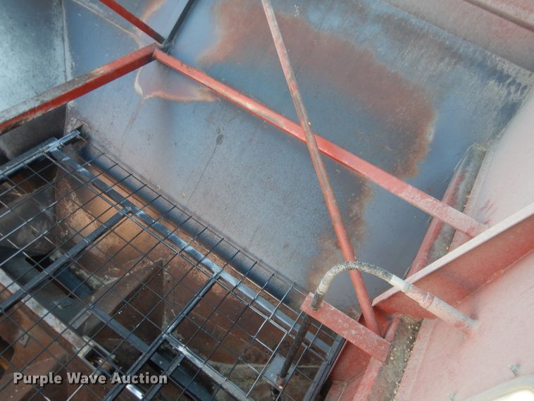 image for item DG4669 Brent 1084  grain cart