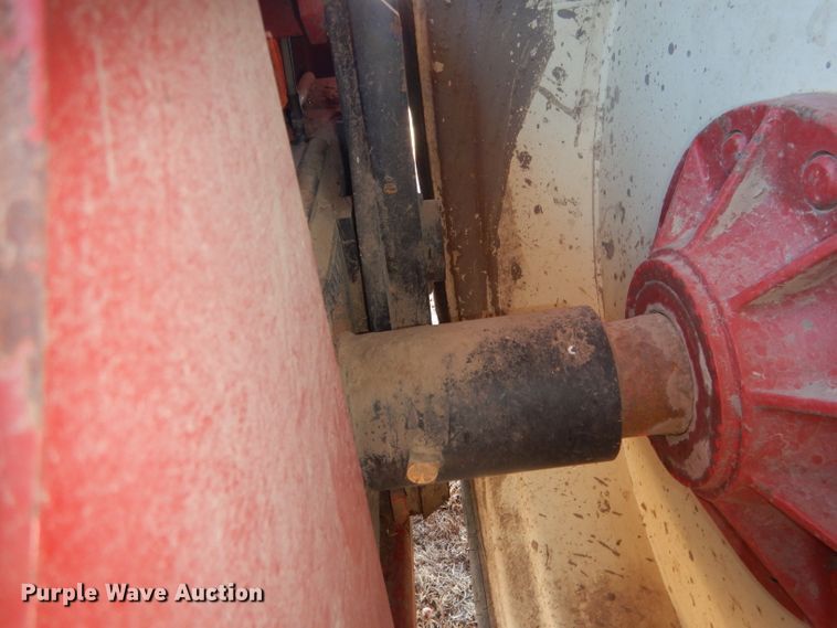 image for item DG4669 Brent 1084  grain cart