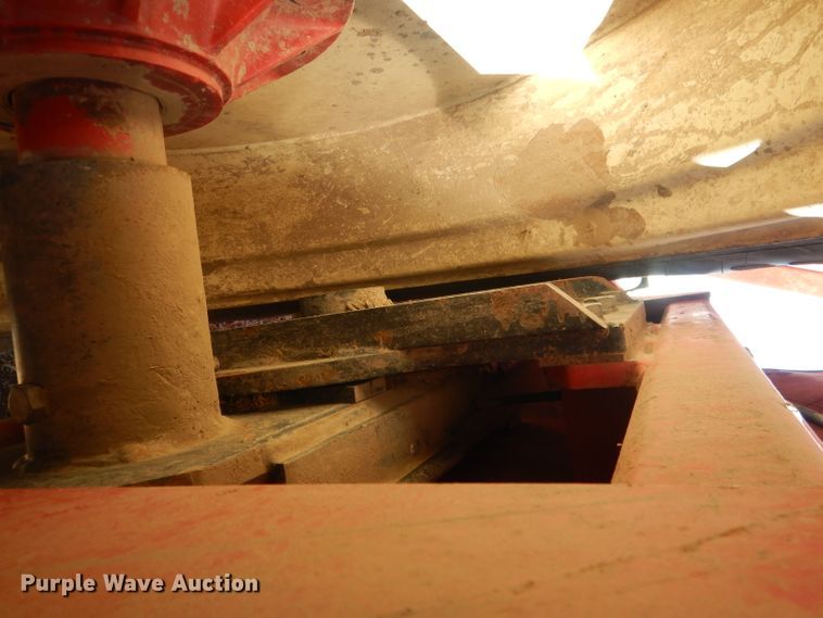 image for item DG4669 Brent 1084  grain cart