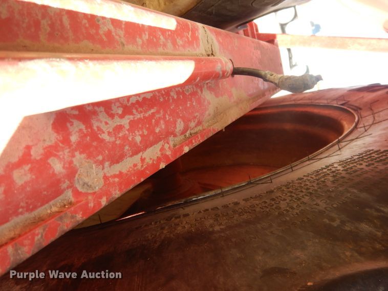 image for item DG4669 Brent 1084  grain cart