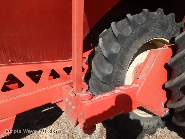 image for item DG4669 Brent 1084  grain cart