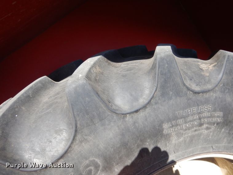 image for item DG4669 Brent 1084  grain cart