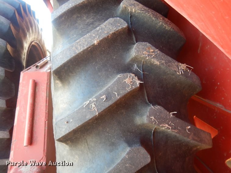 image for item DG4669 Brent 1084  grain cart