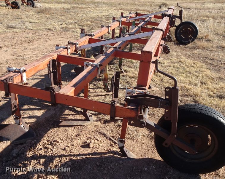 image for item DI0780 Hamby cultivator