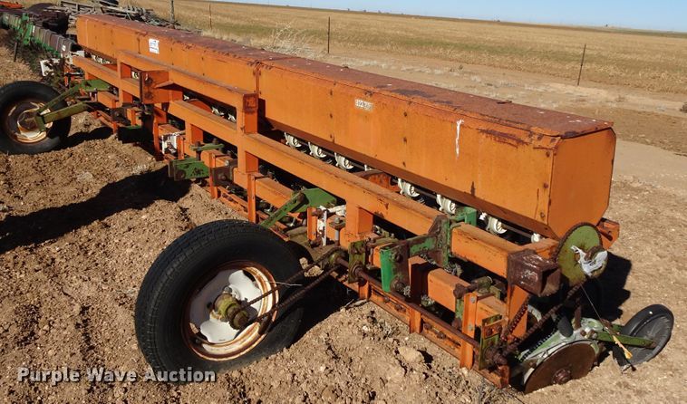 image for item DI0785 Tye  grain drill